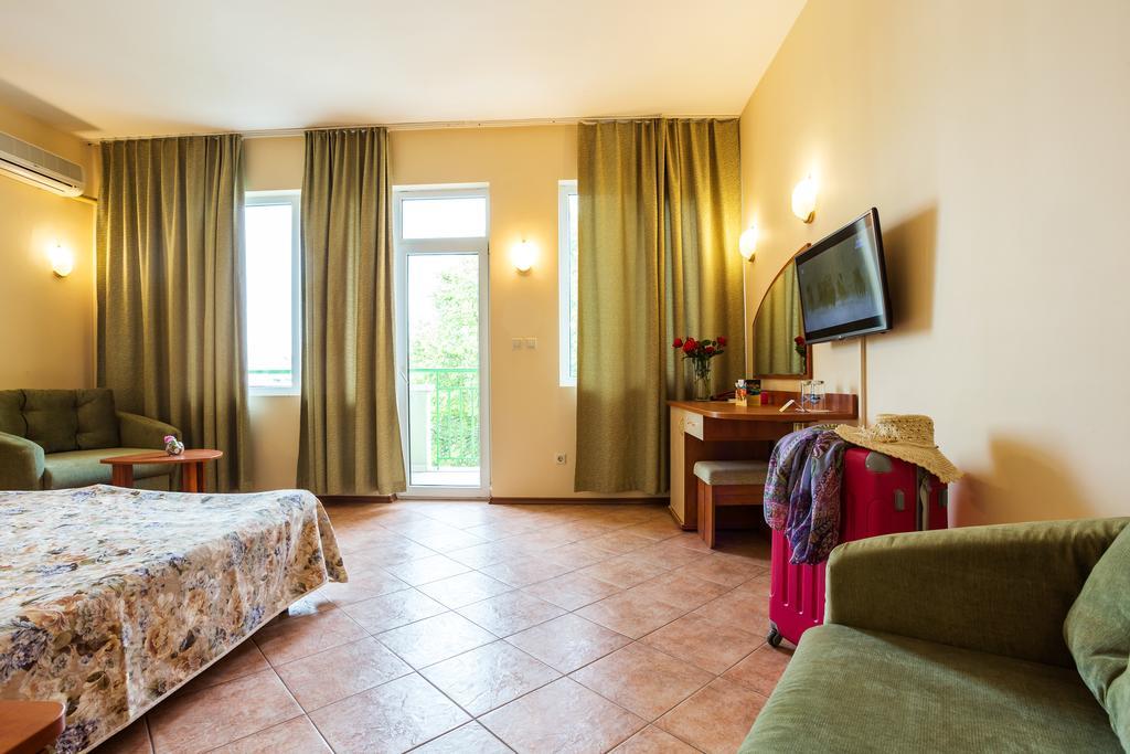 Ljuljak Hotel Золотые Пески Номер фото